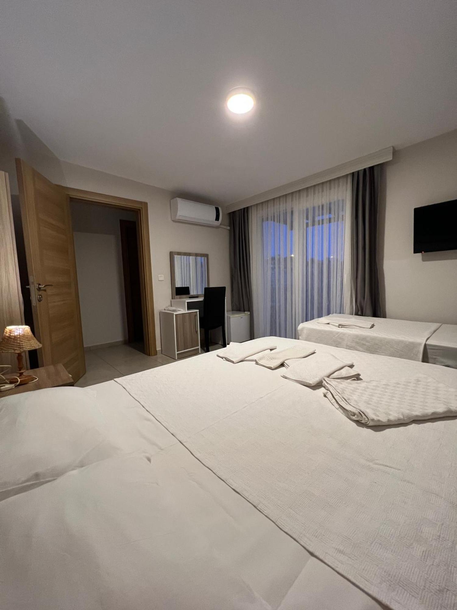 Çeşme Bayram Hotel מראה חיצוני תמונה