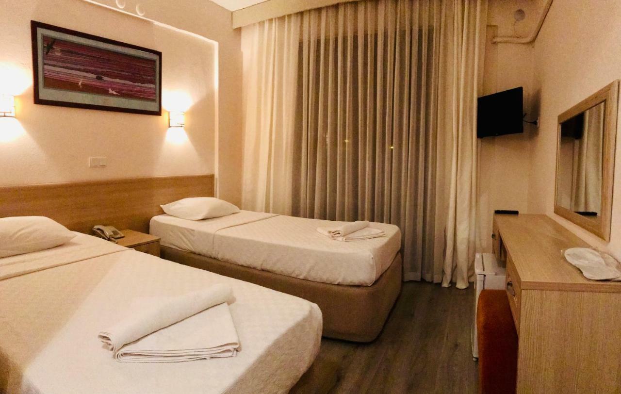 Çeşme Bayram Hotel מראה חיצוני תמונה